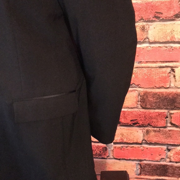 After Six Tuxedo Coat - Picture 14 of 17